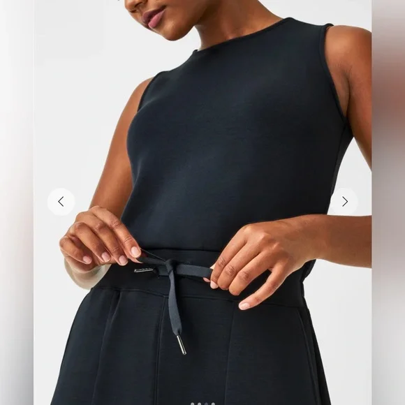 NWT SPANX Sleeveless Jumpsuit Medium - Picture 3 of 8